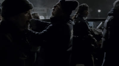 War.of.the.Worlds.2005.MULTi.VFF.2160p.10bit.4KLight.HDR.BluRay.AC3.5.1.x265